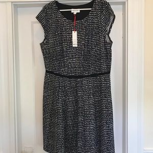 ELLE black and white patterned dress (never worn)